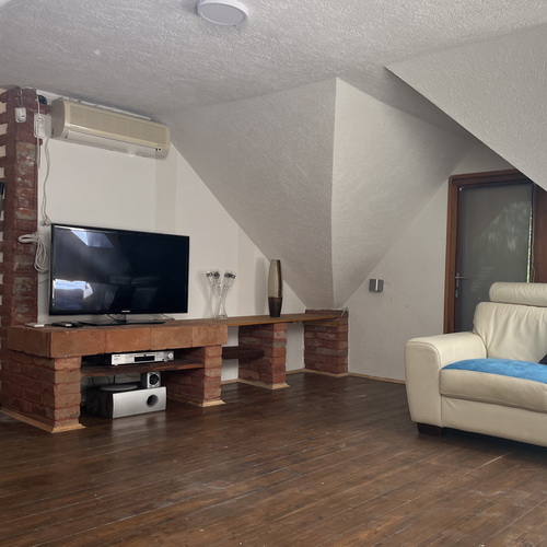 Téglás apartman 2.