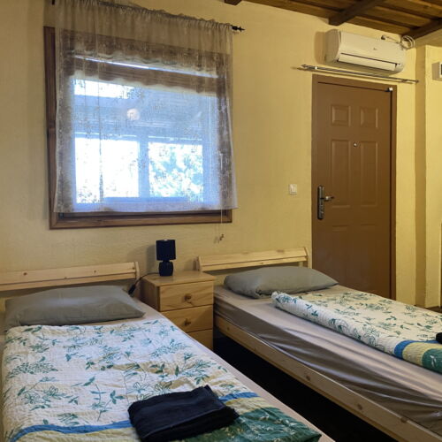 Téglás apartman 4.